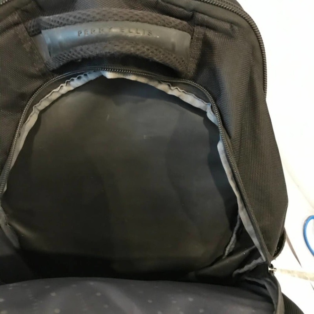 Perry Ellis Portfolio Backpack - Picture 6 of 7
